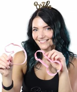 Bachelorette.com Penis Cookie Cutters: From Flaccid To Hard