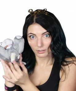 Bachelorette.com Gag Gifts For The Bride Stash Cat